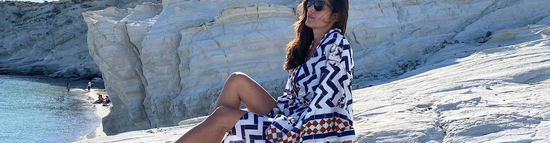 YAZ AYLARINDA ŞIK VE SERİN TUTAN KAFTANLAR: EVDE, OFİSTE VE PLAJDA ZARAFET